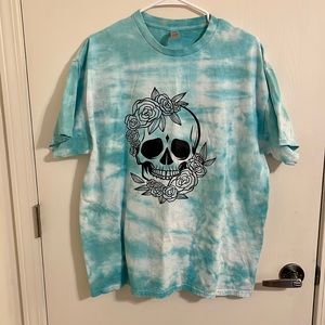 Skull & Roses Tee✨